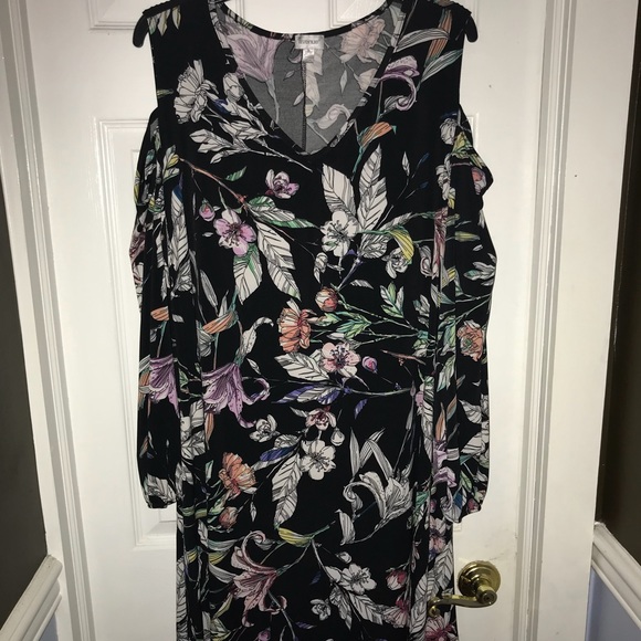 Cold-Shoulder Floral Print Dress 👗 - Picture 2 of 4